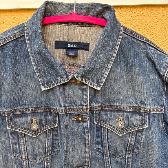 Vintage Gap Denim Jacket Size L with Golden Brown Metal Buttons - Picture 4 of 5